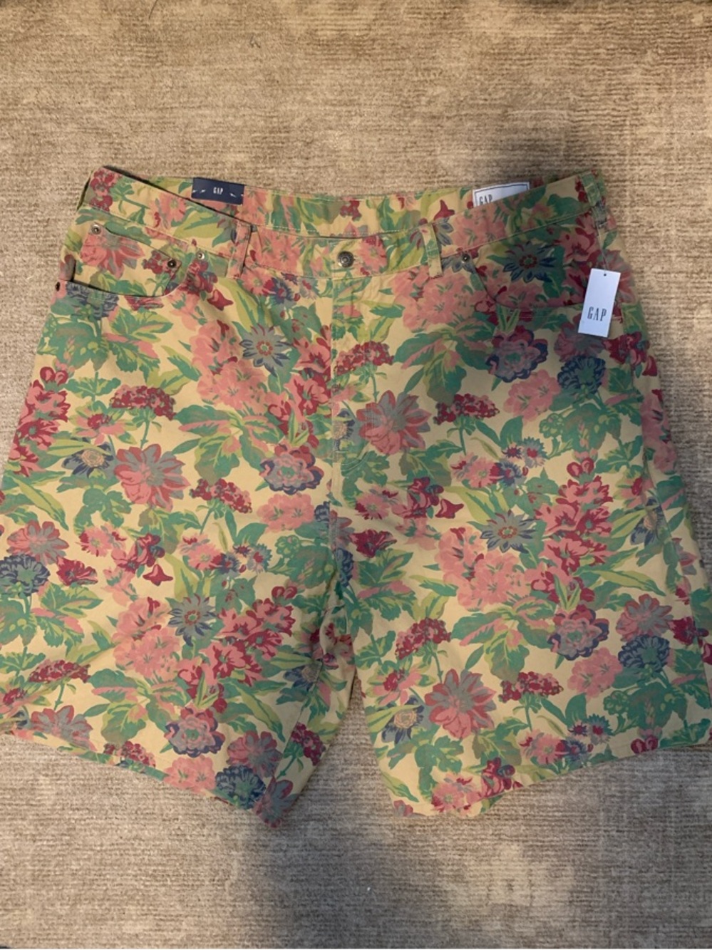 GAP Men's Floral Cotton Shorts